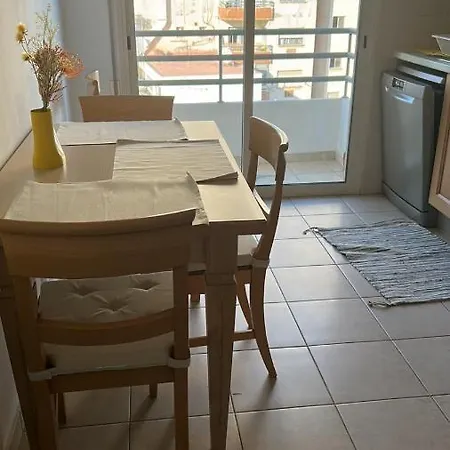 2 Bedroom Flat 5 Minutes To דירה לימסול